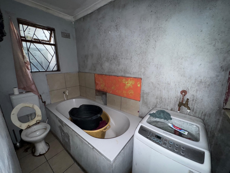 4 Bedroom Property for Sale in Delft South Western Cape